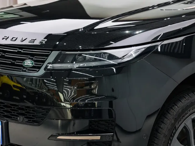 Land Rover Range Rover Sport — Фото автомобиля 8