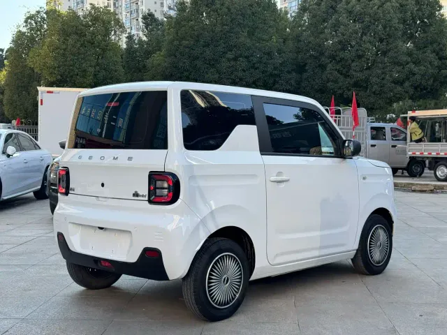 Geely Panda — Фото автомобиля 9