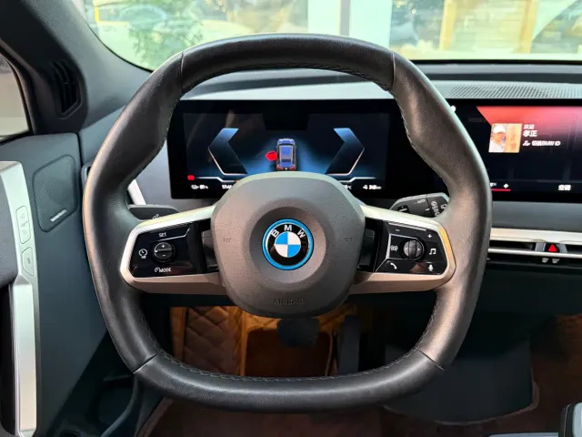 BMW BMW iX 2022 xDrive40 — Фото автомобиля 8