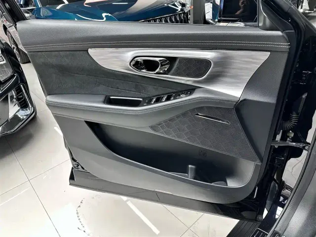 GAC Trumpchi GS8 — Фото автомобиля 10
