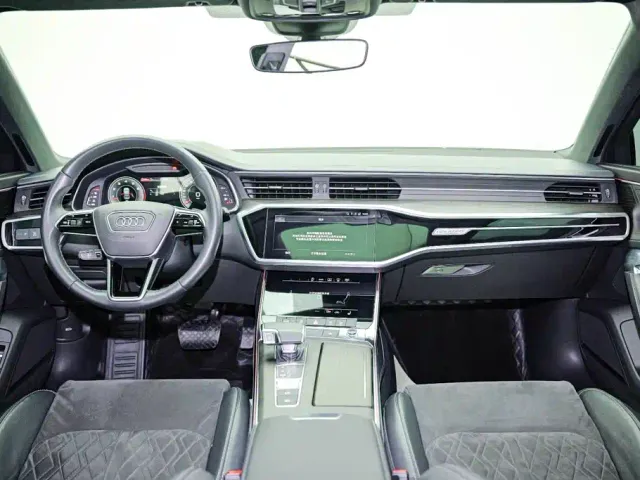 Audi A6L — Фото автомобиля 14