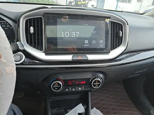 Kia KX1 — Фото автомобиля 5
