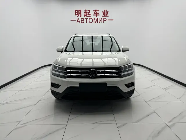 Volkswagen Tharu — Фото автомобиля 2