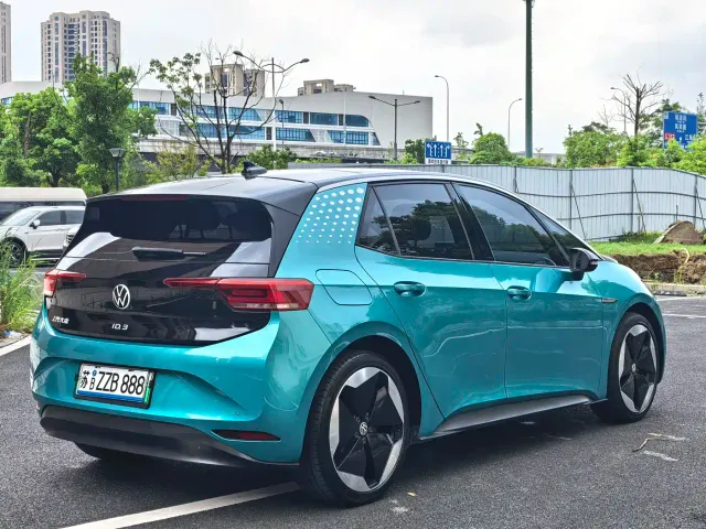 Volkswagen ID.3 — Фото автомобиля 4