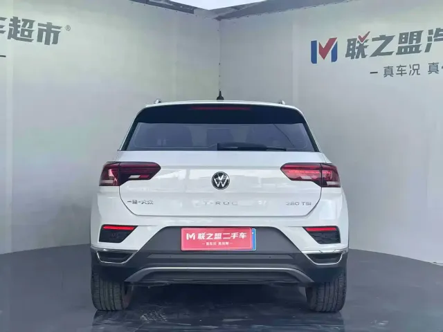 Volkswagen T-Roc — Фото автомобиля 5
