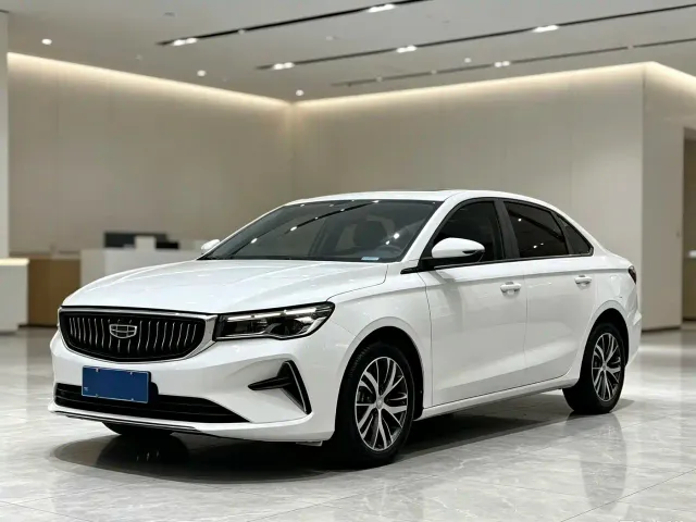 Geely Emgrand — Фото автомобиля 9