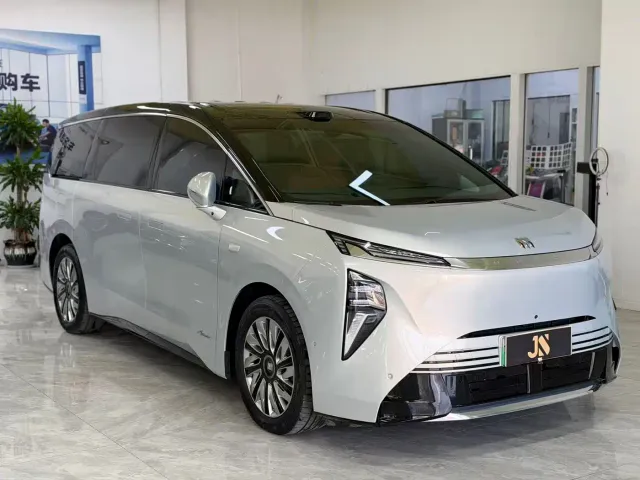 Buick Zhijing Shijia — Фото автомобиля 2