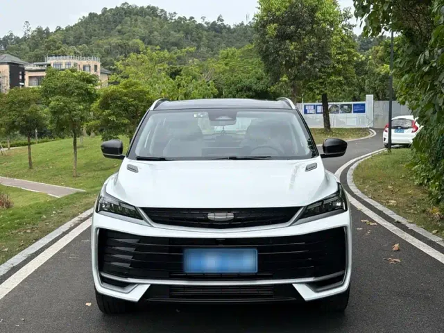 Geely Binyue — Фото автомобиля 22