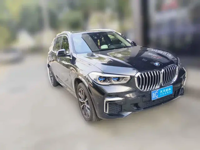 BMW X5 — Фото автомобиля 3