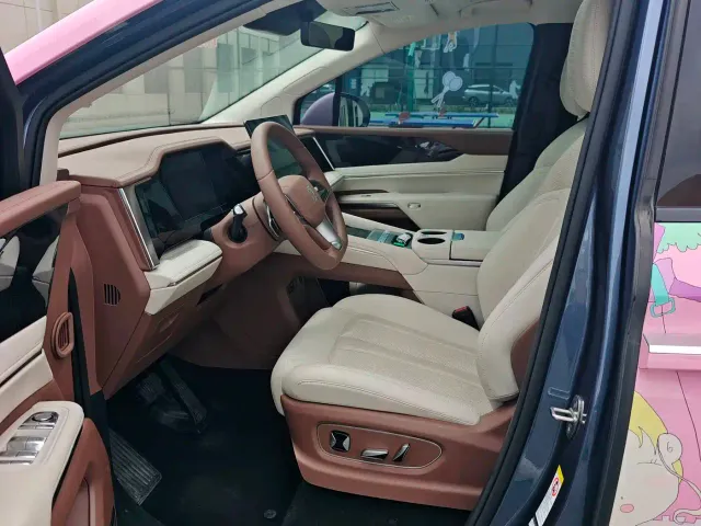 BYD Xia — Фото автомобиля 4
