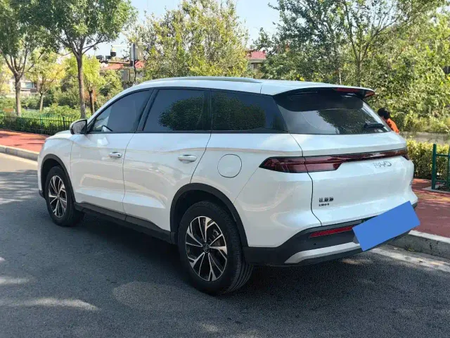 BYD Song Pro — Фото автомобиля 5
