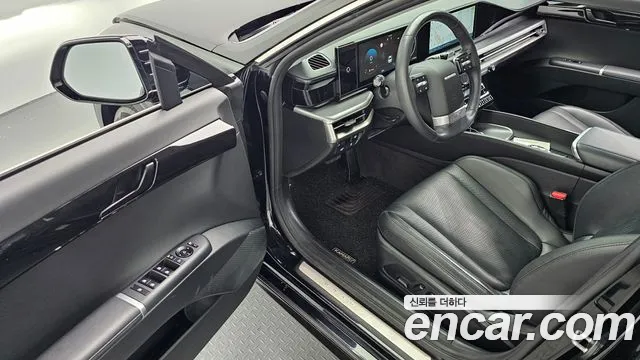 Hyundai Grandeur Grandeur (GN7) 2.5 Бензин 2WD — Фото автомобиля 10
