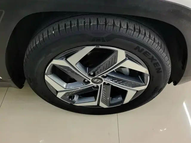 Hyundai Tucson — Фото автомобиля 6