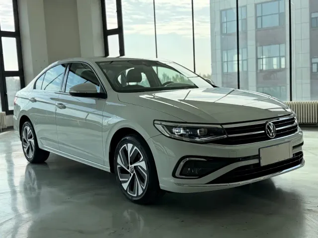 Volkswagen Bora — Фото автомобиля 3