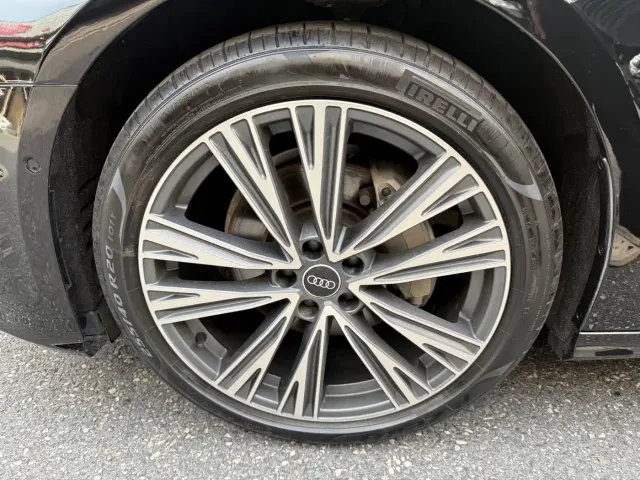 Audi A6L — Фото автомобиля 19