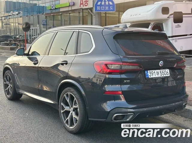 BMW X5 xDrive 40i M Sport — Фото автомобиля 3