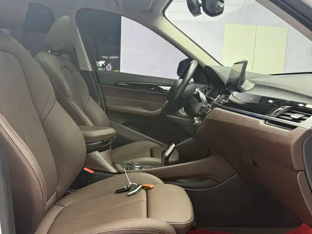 BMW X1 — Фото автомобиля 17