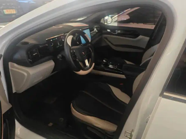 BYD Qin PLUS — Фото автомобиля 9