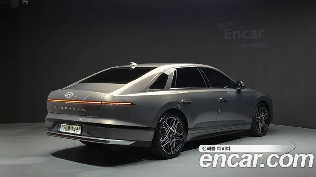Hyundai Grandeur GN7 — Фото автомобиля 2