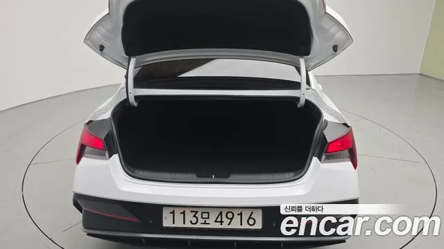Hyundai Avante CN7 — Фото автомобиля 20