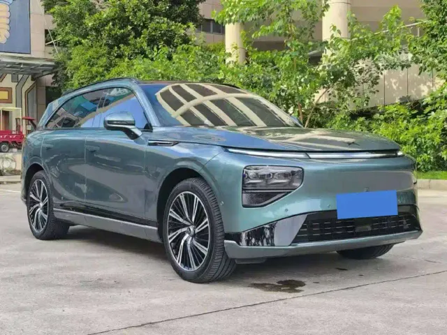 Xpeng G9 — Фото автомобиля 3