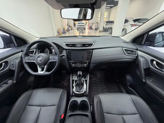 Nissan Qashqai — Фото автомобиля 14