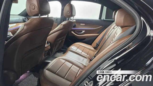 Mercedes-Benz E-Class W213 — Фото автомобиля 26