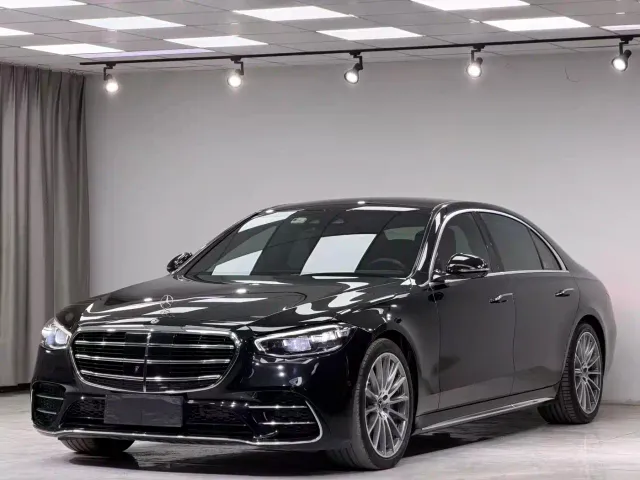 Mercedes-Benz S-Class — Фото автомобиля 2