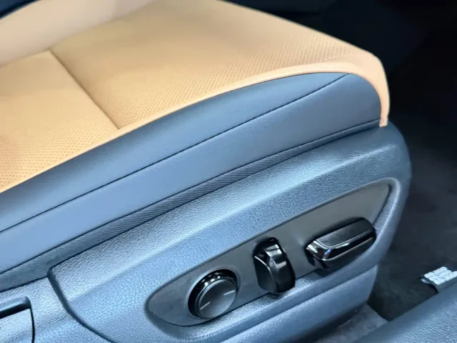 Lexus ES — Фото автомобиля 15