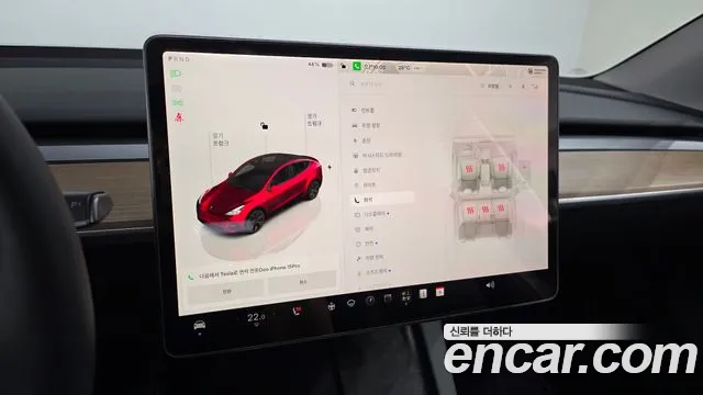 Tesla Model Y — Фото автомобиля 25