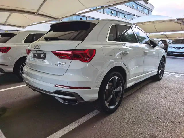 Audi Q3 — Фото автомобиля 20