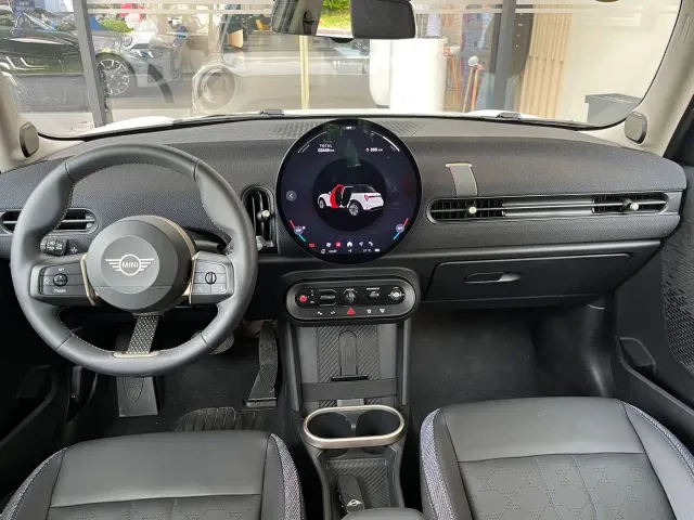 MINI Hatch — Фото автомобиля 12