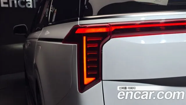 Kia Canival Новый Carnival 4 поколение Бензин 4 места Hi-Limousine — Фото автомобиля 16