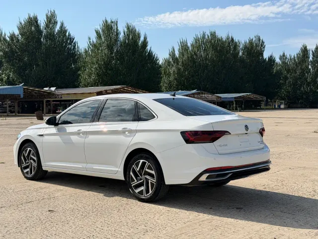 Volkswagen Sagitar — Фото автомобиля 4