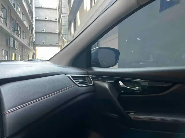 Nissan Qashqai — Фото автомобиля 16