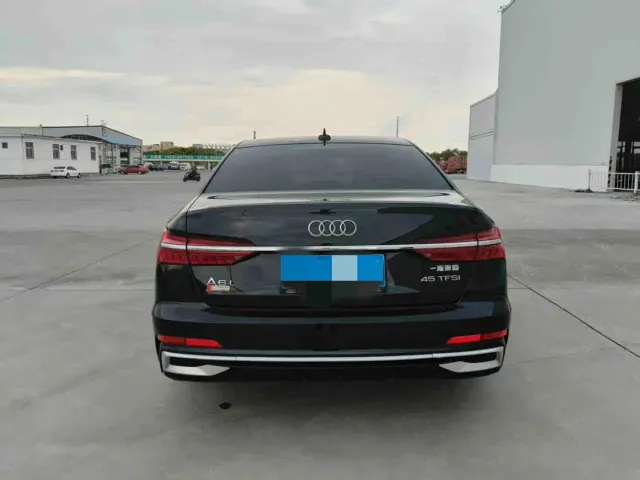 Audi A6L — Фото автомобиля 4