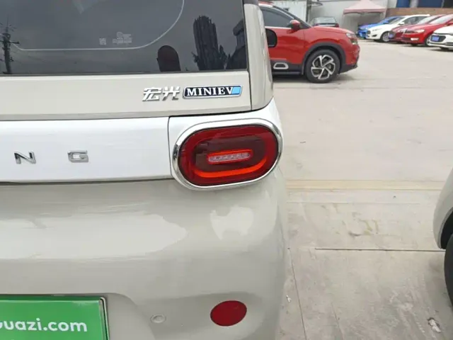 Wuling Hongguang Mini EV — Фото автомобиля 7