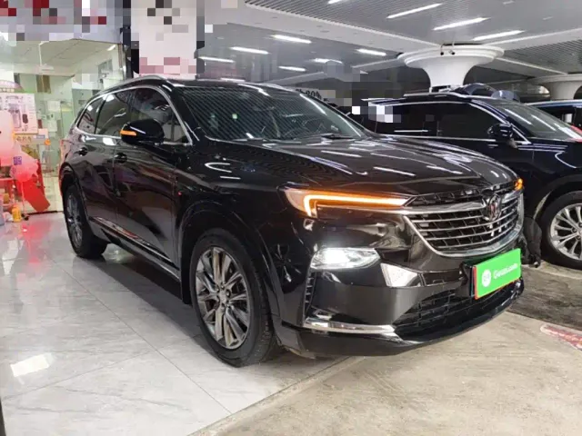 Buick Enclave — Фото автомобиля 3