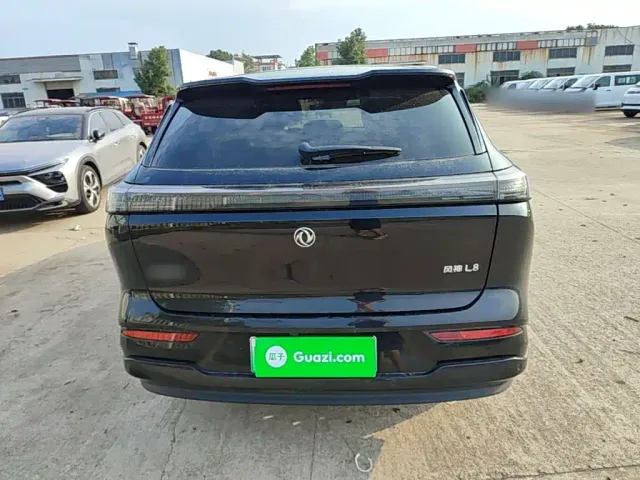 Dongfeng Aeolus Dongfeng Aeolus L8 2025 Plug-in Hybrid — Фото автомобиля 5