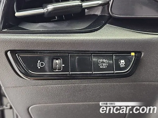 Kia Niro The All New Niro Signature — Фото автомобиля 10