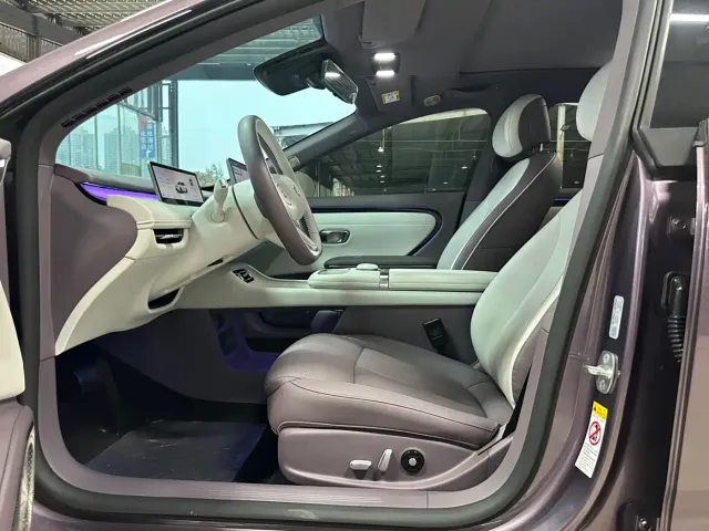 Changan Qiyuan A06 — Фото автомобиля 5