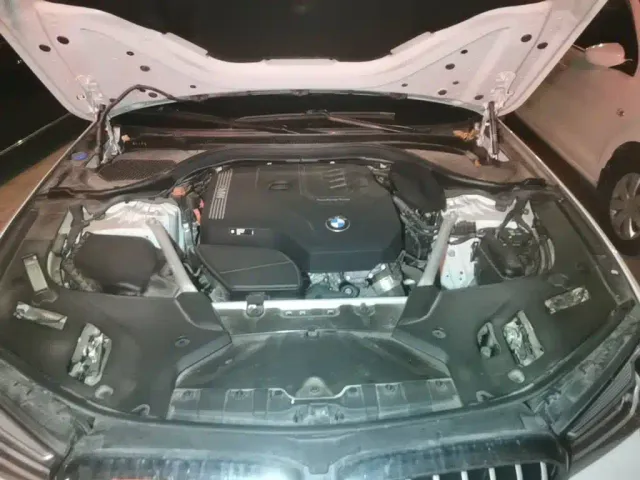 BMW 5 Series — Фото автомобиля 19