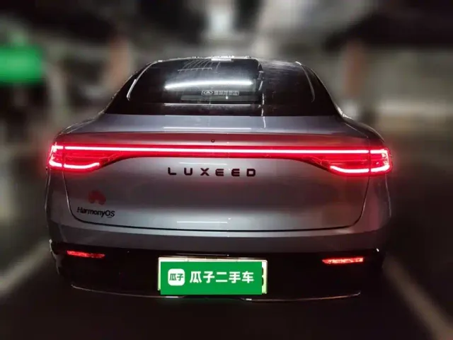 Luxeed S7 — Фото автомобиля 5