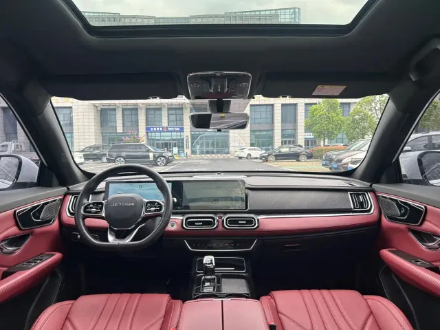 Jetour X70 Plus — Фото автомобиля 10