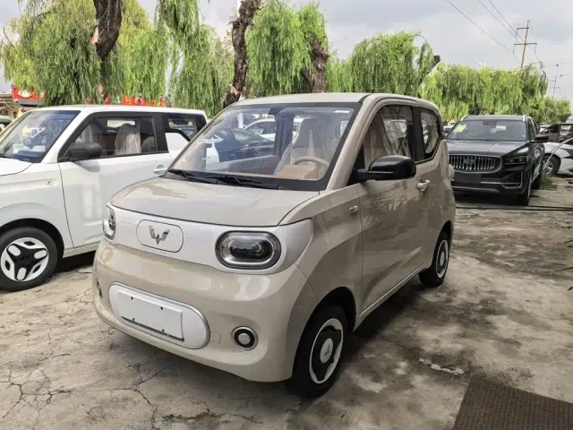 Фотография автомобиля — Wuling Hongguang Mini EV
