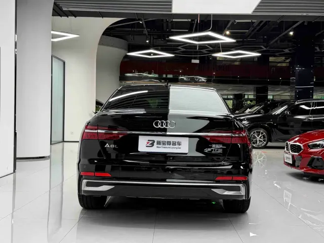 Audi A6L — Фото автомобиля 15