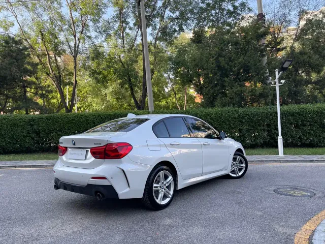 BMW 1 Series — Фото автомобиля 5