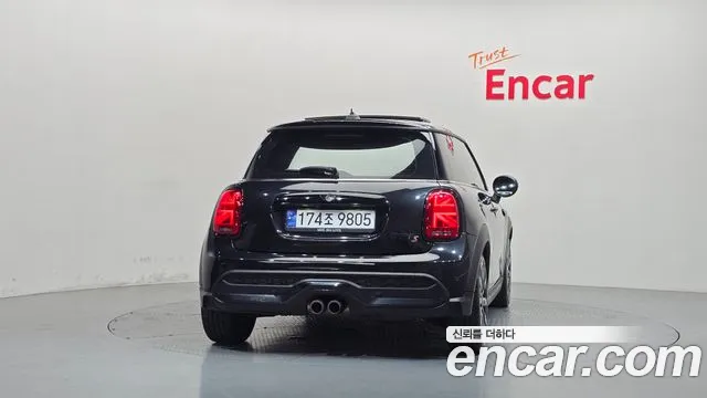 MINI Cooper — Фото автомобиля 4