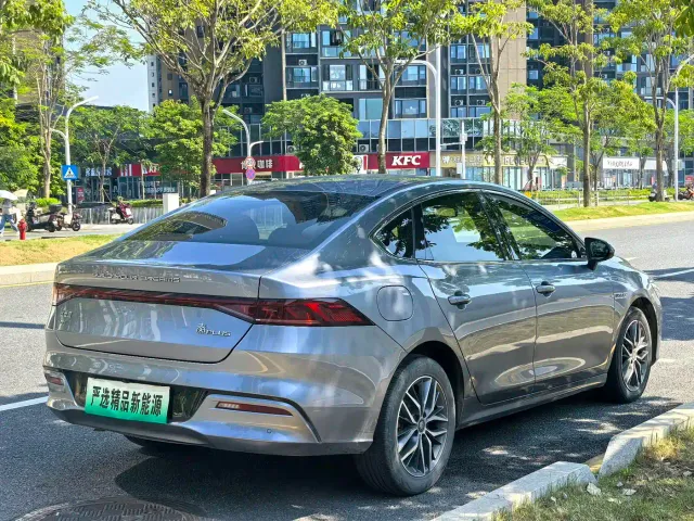 BYD Qin PLUS — Фото автомобиля 25