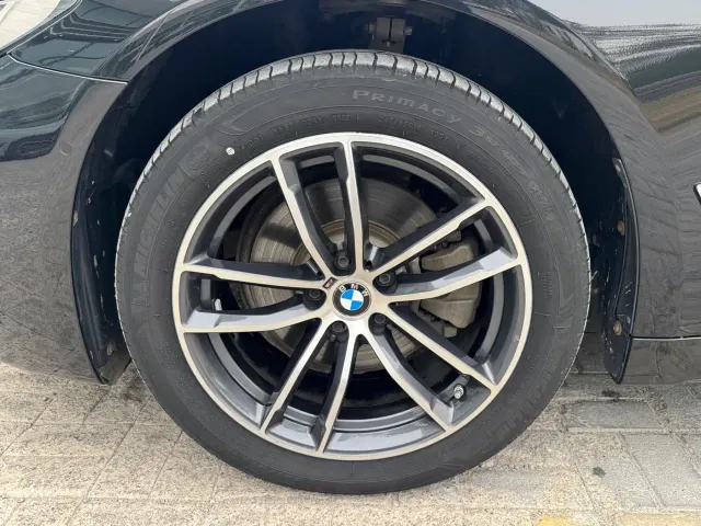 BMW 5 Series — Фото автомобиля 7